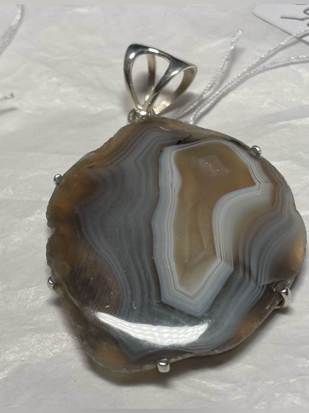 Agate pendant